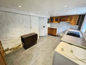 Photo 11- click for photo gallery